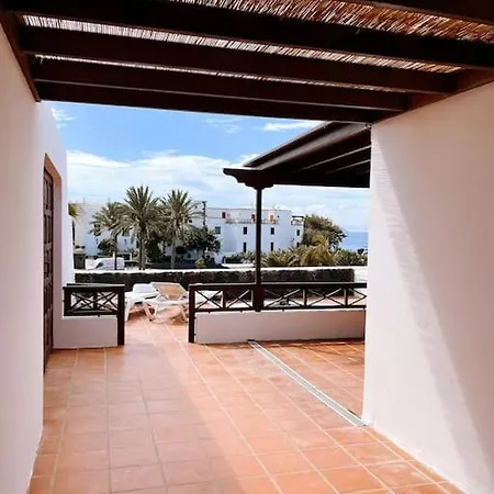 Casa Buna Colorada * بلايا بلانكا